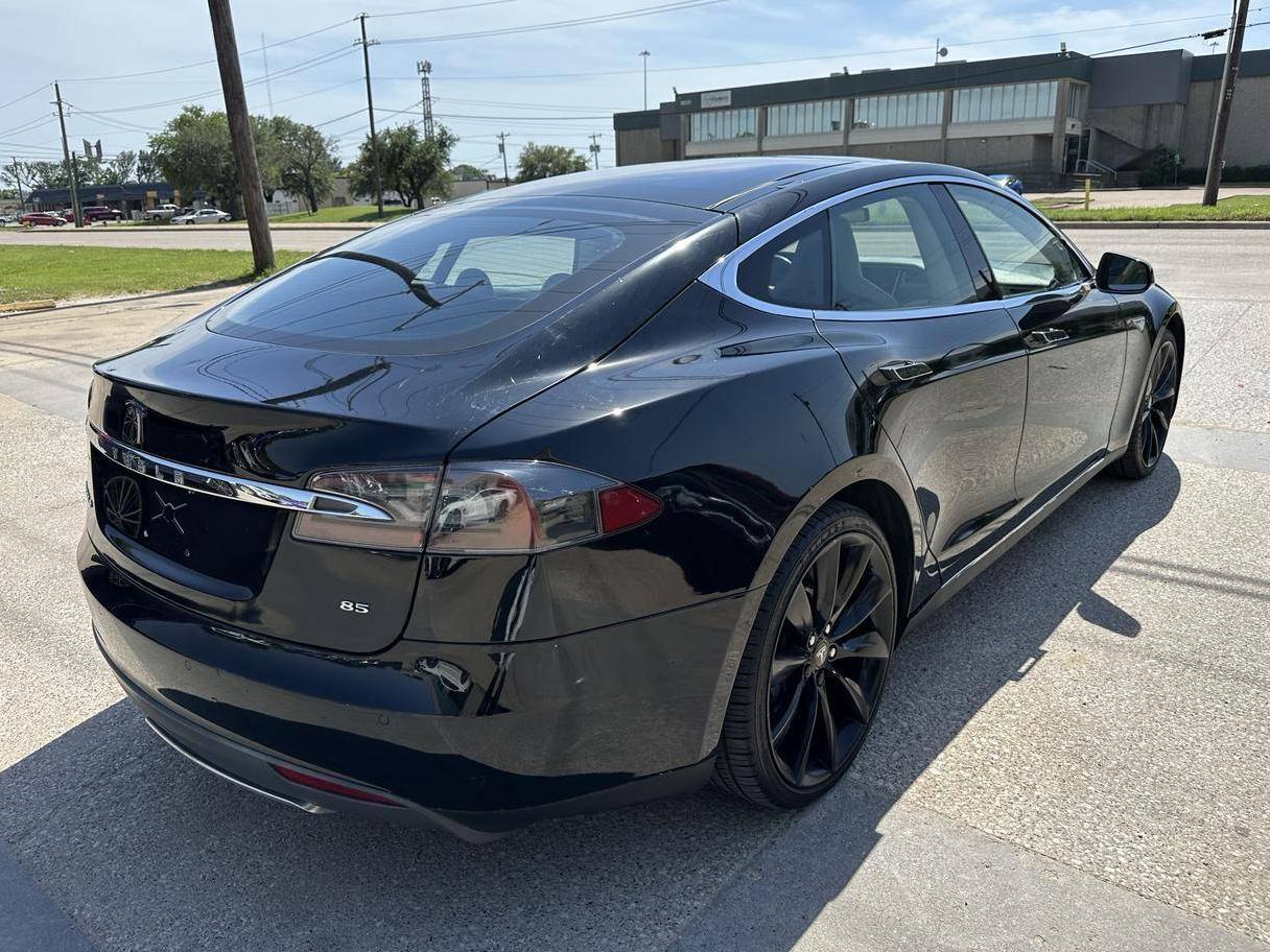 TESLA MODEL S 2014 5YJSA1H10EFP43100 image